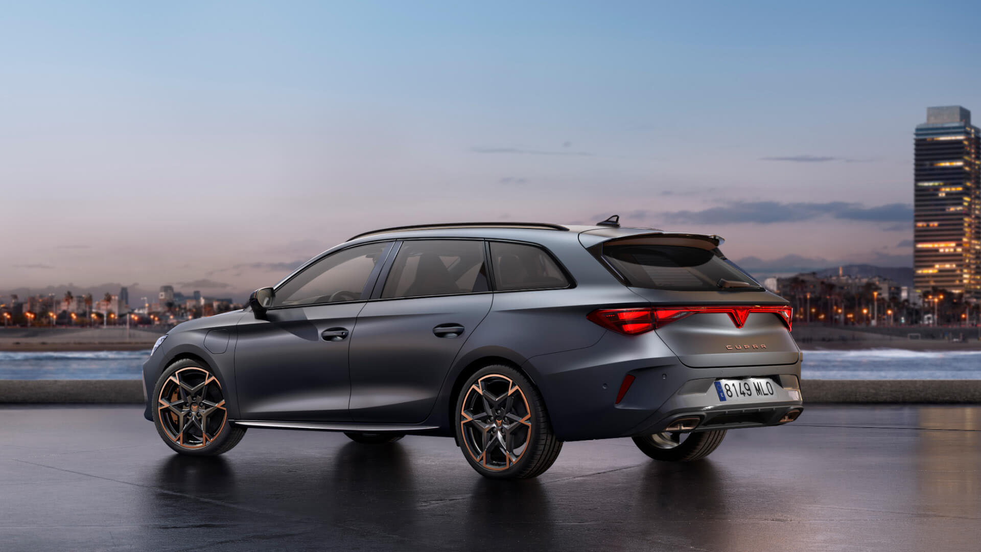 Nya CUPRA Leon Sportstourer VZ (Business)